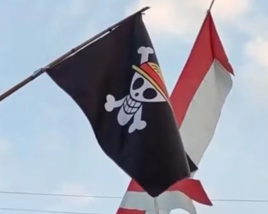 lagi-ramai-bendera-jolly-roger-dikibarkan