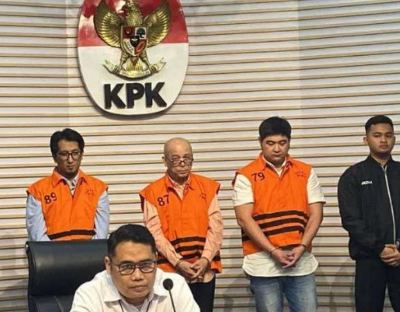 kpk-menahan-3-tersangka-suap-katalis-bensin