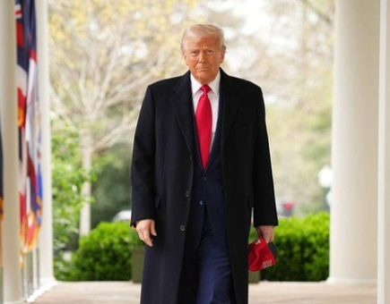 trump-sebutkan-harvard-perlu-bayar-rp-83-triliun
