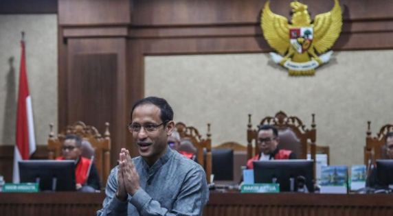 apa-beda-kuhap-di-sidang-nadiem