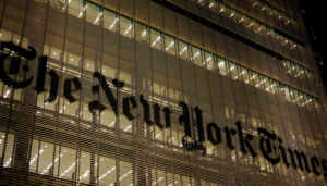 Trump Ancam Gugat NYT atas Polling Merosot